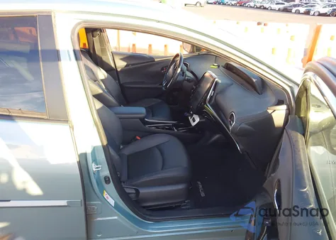 2018 Toyota Prius Four из США, поврежденный, VIN JTDKARFU7J3058756